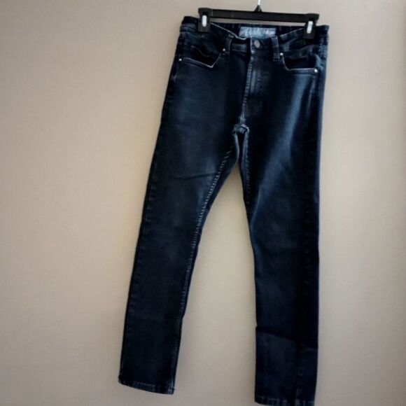 Huntington Beach Club Dark Denim Jeans Size  29x30 - Picture 1 of 4